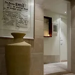 吉勒里亚巴德酒店 吉利勒杰