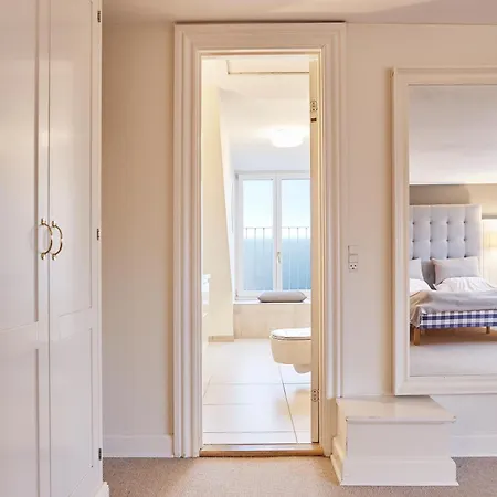 Gilleleje Badehotel ホテル ジルレジェ