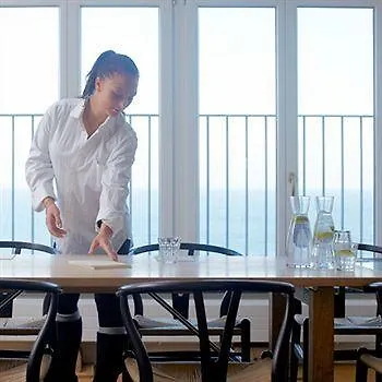 ホテル Gilleleje Badehotel 3*