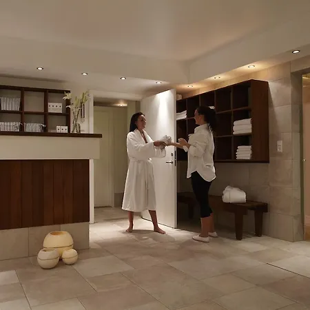 ホテル Gilleleje Badehotel 3*